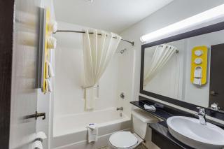 Motel 6-Simpsonville, SC - Greenville - Simpsonville - 1