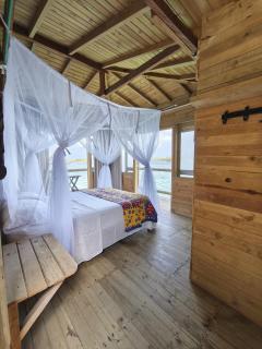 Casa Acuarimantima - Tintipan Island - 8