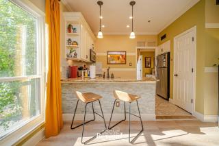 Island Lake View Resort - Lago Vista - 8