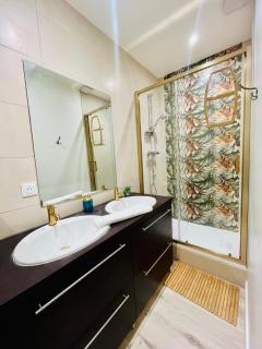 Le coin de Mel, Parking privé, 6 personnes - Saint-Alban-de-Roche - 4