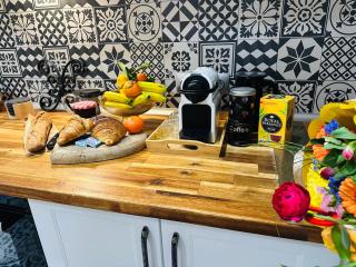 Amber Apartment Nice - Central Highlights and Beach - 8