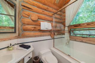 Absolutely amazing slopeside mountain lodge with spa - 2