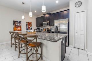 Amazing Townhouse TVPM - 5