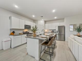 Bonanza Queen Creek - 3