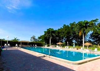 Palms of Bay Beach 4F - 0