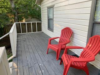 South Austin Cottage with Fiber Internet - Austin - 5