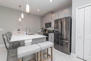 Pvt Pool Townhome at Storey Lake - 3