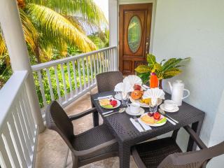 Ferapalms Tropical Escape with Ocean & Mountain View - 4