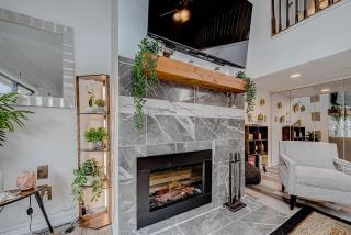 Upscale 1br Condo In Med Center - 8