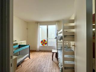 Vue mer, balcon, 50m plage & village, au calme - centre ville historique, 2P pour 4 maximum - 3