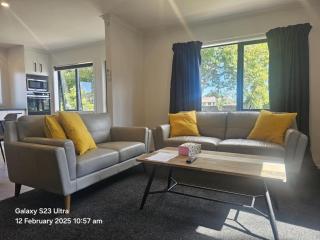Evolve! Brand new home on Pioneer mins from PN CBD - Palmerston North - 0