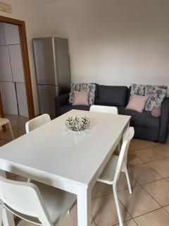 HōM - Appartamento fino a 7 posti letto comodo al centro storico, al casello A1 e alla Stazione AV - Reggio Emilia - 2