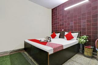 Lion Home Stay - New Delhi - 8