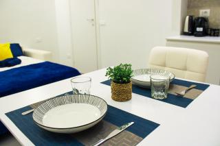 Modern & Bright Apartment near Porta Garibaldi - Milan - 4