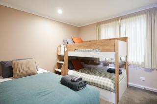 Beautiful Central Apartment - 7