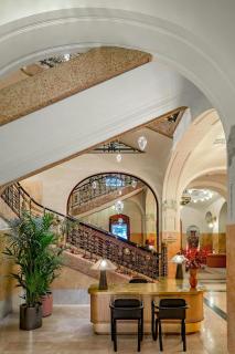 W Prague - 2
