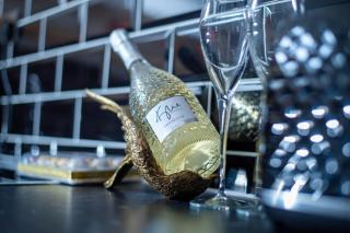 Sea View Top Floor Apartment - 4