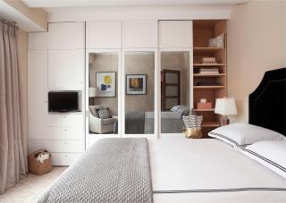 Essex House - 2911 - 9