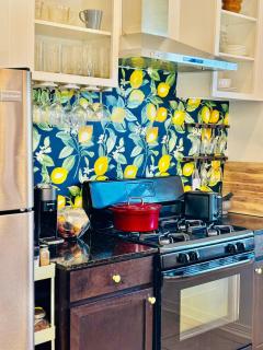 Quirky Home in The Birthplace of Jazz - New Orleans - 5