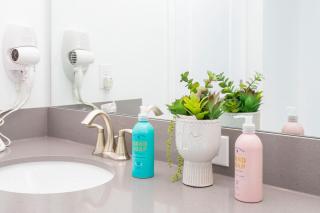 La Vita E Bella 4 Bedroom Storey Lake Condo - 3