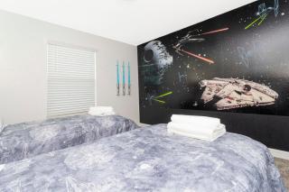 La Vita E Bella 4 Bedroom Storey Lake Condo - 2