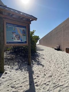 Walk to Siesta Key Beach - 3