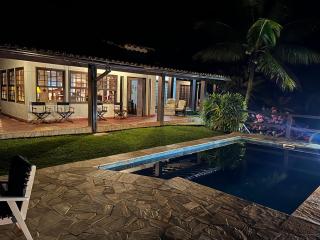 Vista Mar em Angra Casa Com Piscina Pet Friendly - 0