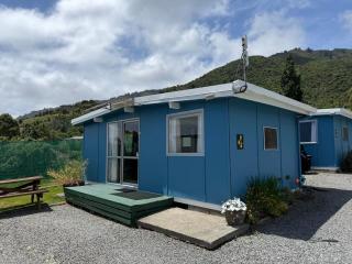 Picton's Waikawa Bay Holiday Park - Picton - 9