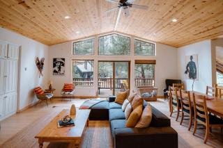 Beautiful And Spacious Home - Walk To Lake & Beach - Tahoma - 8