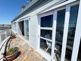 Sea Glass Yzerfontein - 1