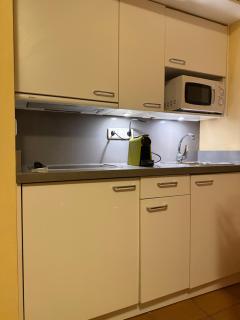 Maribel Arttyco a pie de pista con Parking cubierto - 9