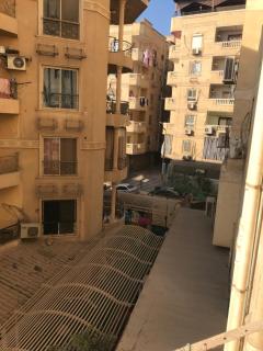 شقه فندقيه مفروش بالكامل للايجار بحدائق الاهرام الجيزه - ‘Ezbet `Abd el-Ḥamîd - 1