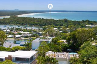 The Sunroom On Noosa Hill with Rooftop - Noosa Heads - 1