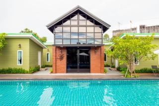 Sky Hip Resort Pattaya City - 8