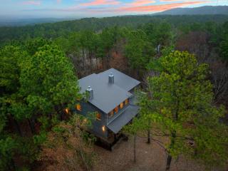 Merlot Mountain By The Cohost Company - Broken Bow - 5