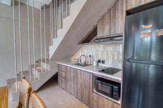 Coco Resident Living 1BR Luxurious Apartment A3 - Canggu - 3