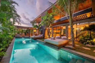 Villa Livare, Berawa Beach - Canggu - 0