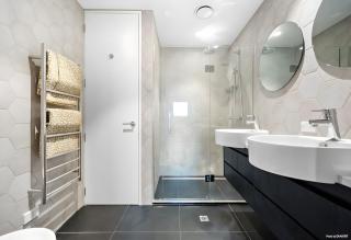 Upscale Abode In Prime Location - Free Parking - Auckland - 5