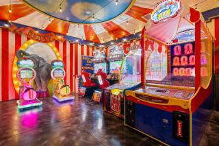 QJ062N Imagination at Bear's Den - 9