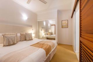 24 Freestyle Apartment with POOL VIEW - 3