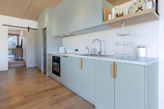 Luxe Scandinavian 2BR Retreat Near McLaren Vale - Clarendon - 2