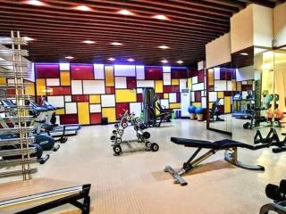 JL Suite Staycation near Venice Grand Canal Mall - Manila - 1