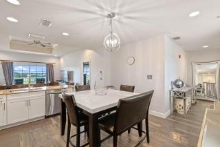 ED1327 Seven Eagles Lavish - 1