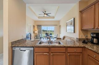 EF1333 Seven Eagles Seychelles - 1