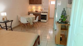 Dpto Cabildo temporario con cochera incluida - 7