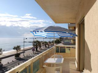 Studio cabine 4 pers, terrasse vue mer, parking, clim - FR-1-803-71 - Le Lavandou - 1