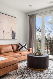 The Sobro Suite - 6 Beds & 6 blocks to Broadway - 2
