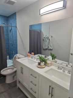 Msg for 5 percent off Glendale Casa Pool Yard 3 Bed 2 Bath - Glendale - 4