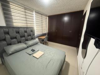 Hermosa habitación a una cuadra del Ventura Plaza 3 - Cúcuta - 0