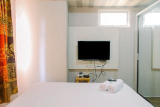 Modern Furnished 3BR at Springlake Summarecon Bekasi Apartment By Travelio - Bekasi - 6